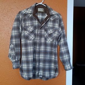 Pendleton 100% Wool top size Medium